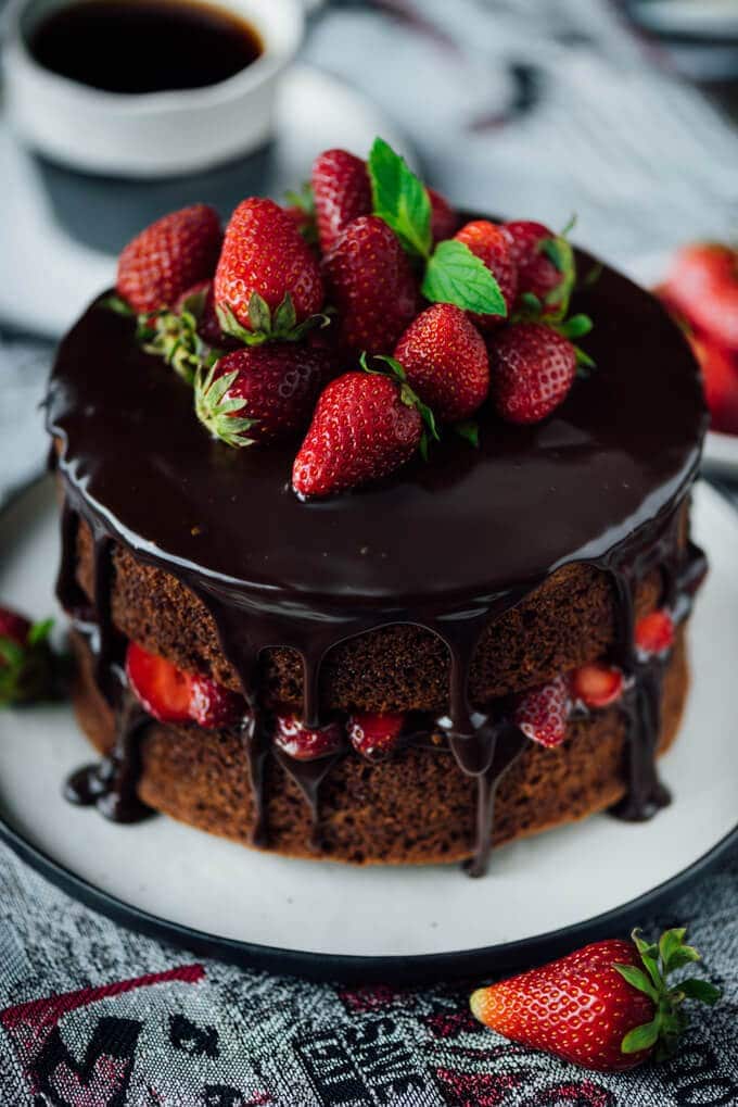 Chocolate Strawberry Cake