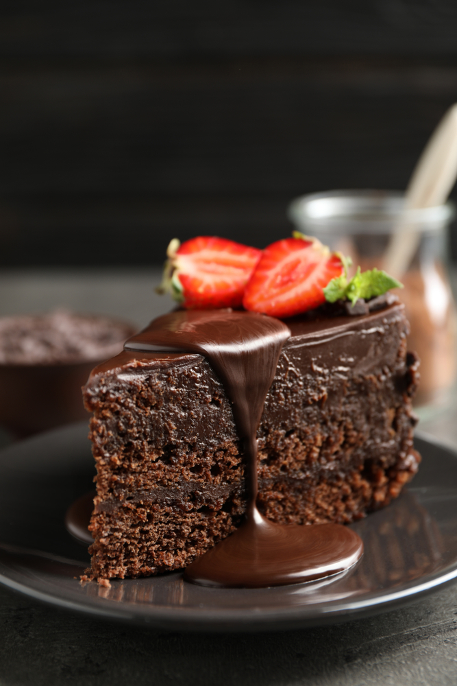 Chocolate Strawberry Cake