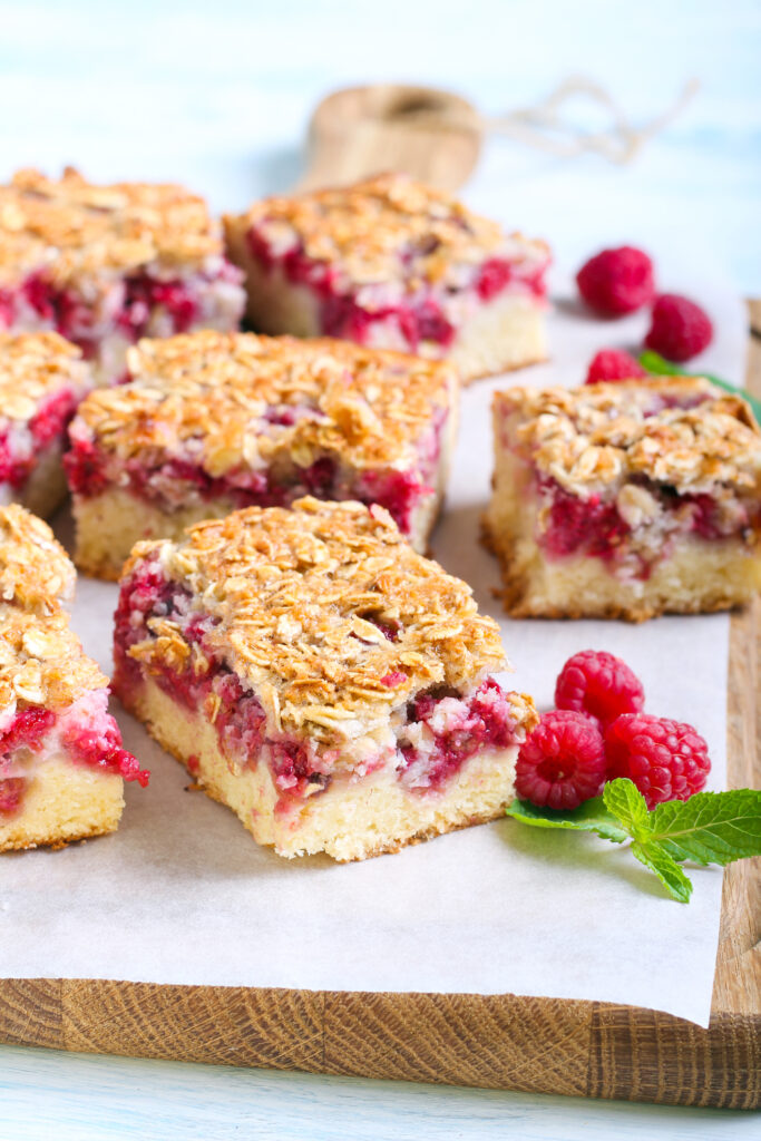 Baking Raspberry Oatmeal bars