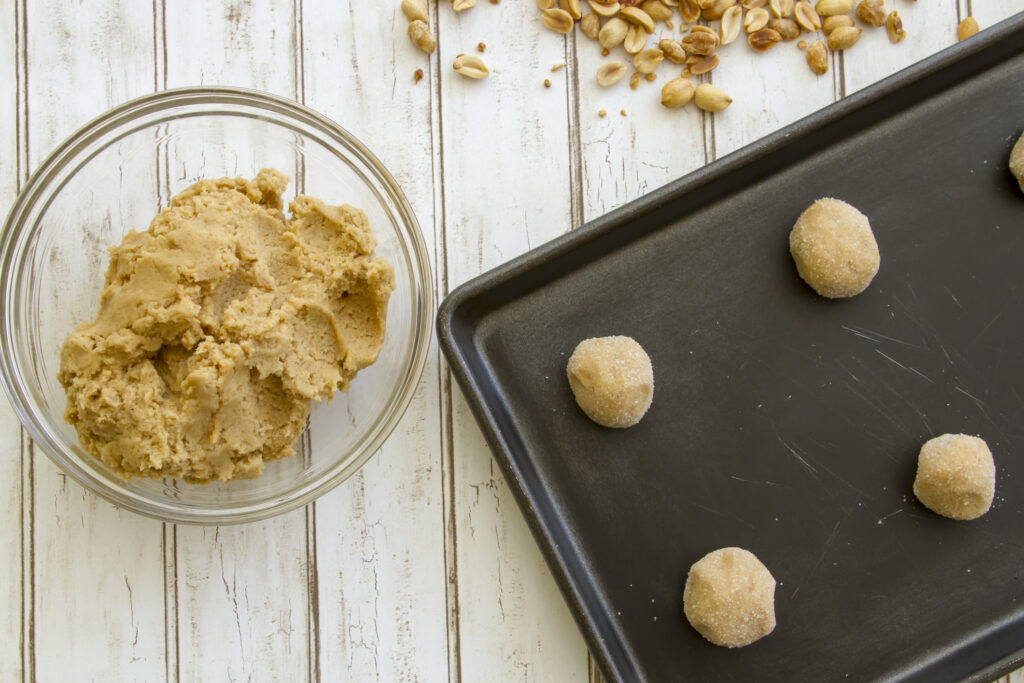 Easy-to-make Peanut Butter Cookies