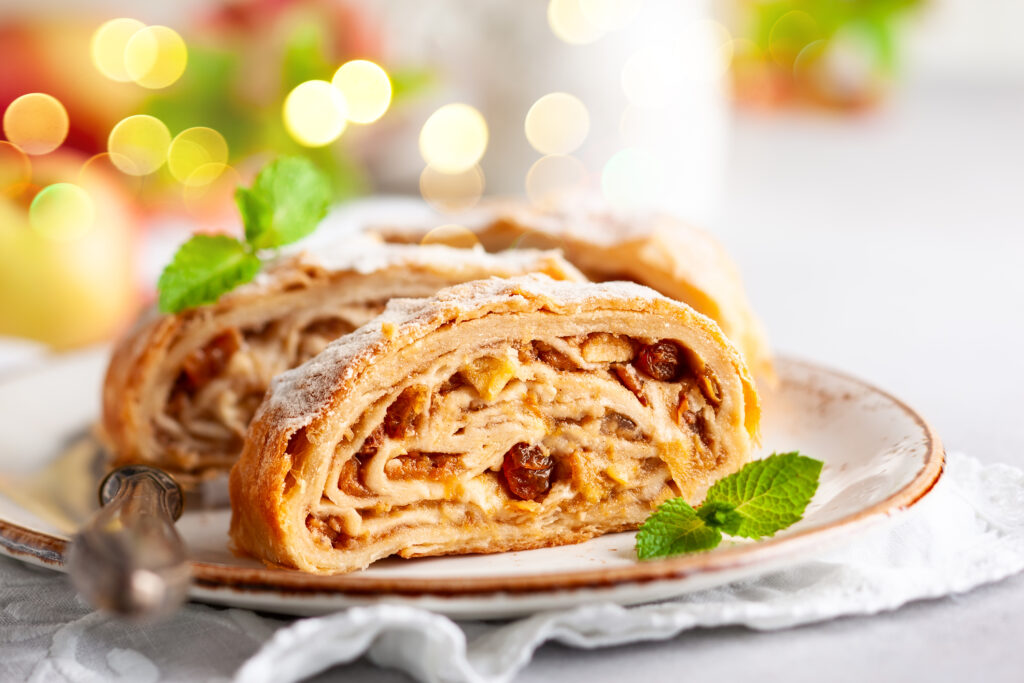 Flaky Apple Strudel