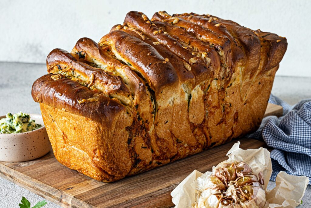 Rosemary Garlic Pull-Apart Bread: A Fragrant Loaf!