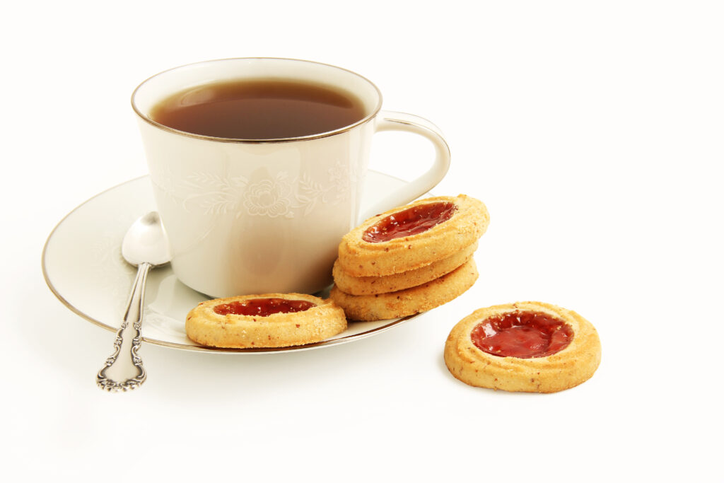 Raspberry Apricot Shortbread Cookies: Perfect with Coffee or Tea!