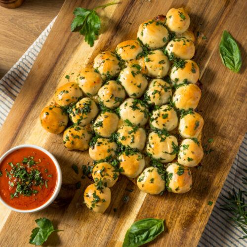 Christmas Tree Pull-Apart Bread