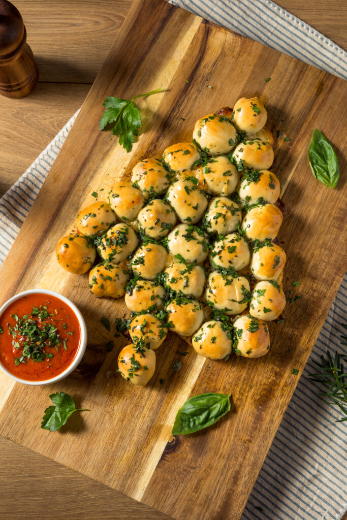 Christmas Tree Pull-Apart Bread