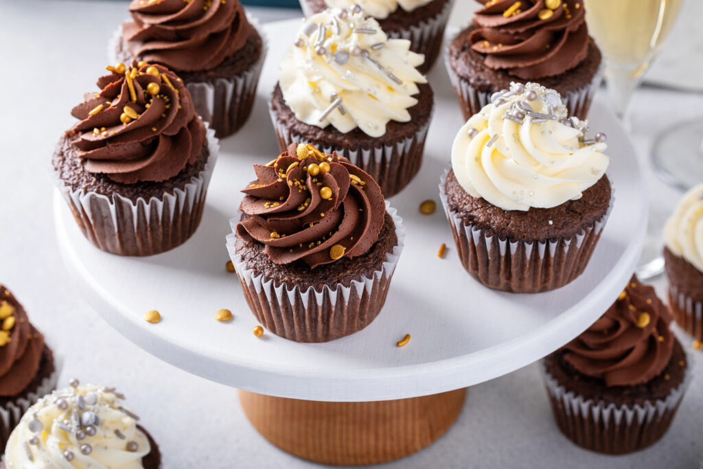 New Year's Eve Chocolate Champagne Cupcakes