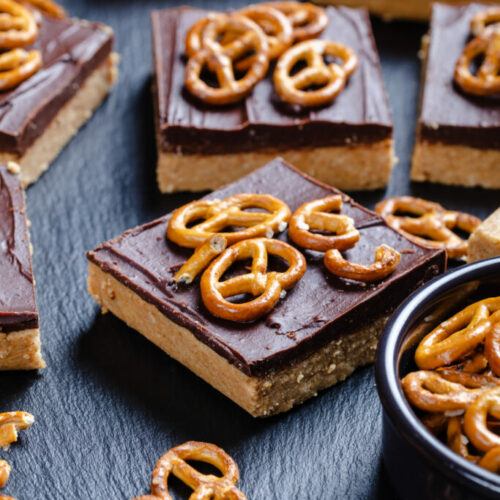 No-Bake Peanut Butter Bars with Pretzels