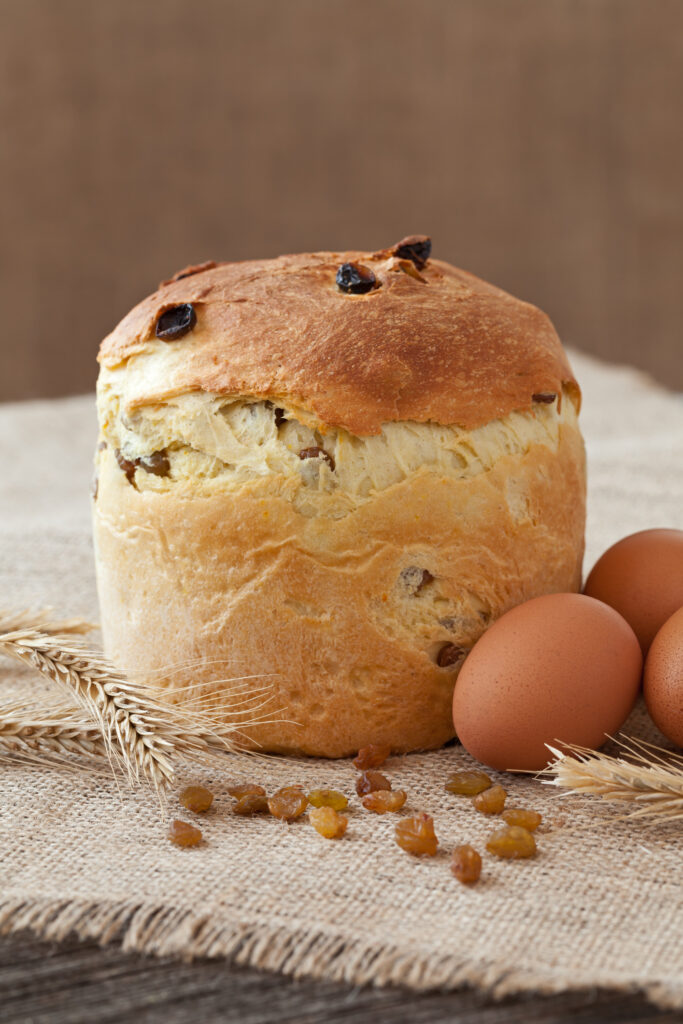 Russian Easter Bread (Kulich)