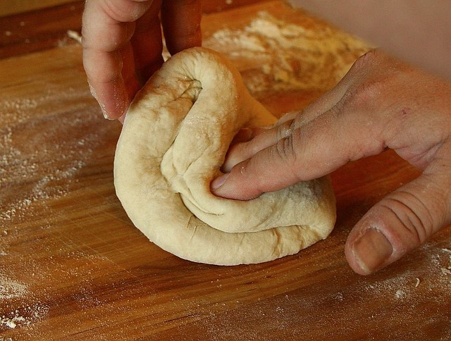 dough, knead, hands