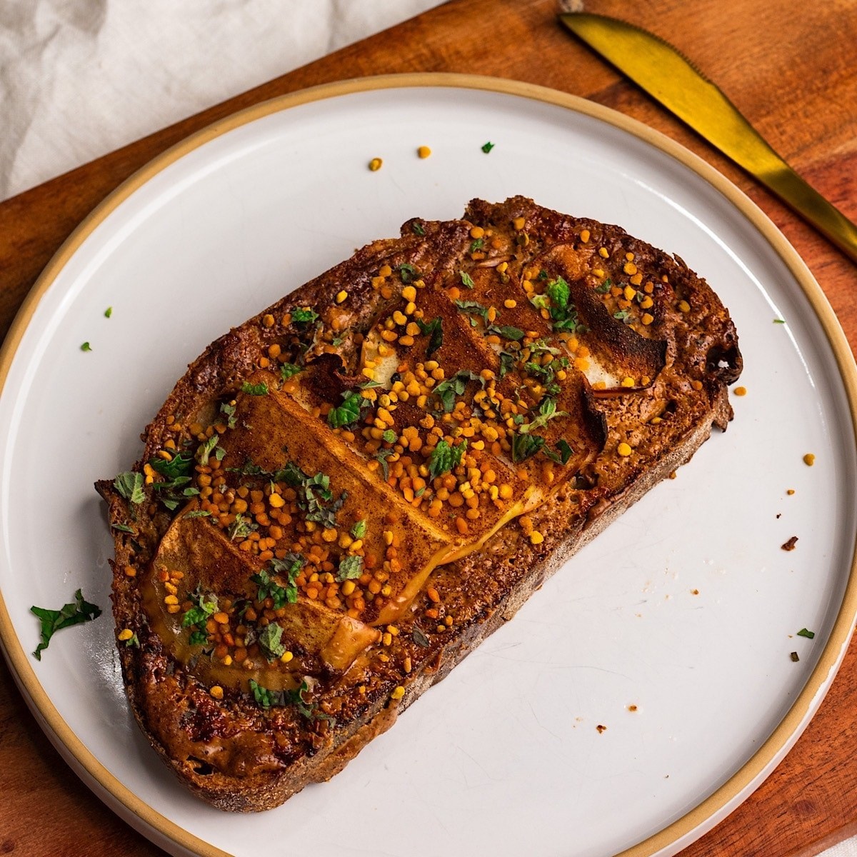 Air Fryer Apple Pie Toast