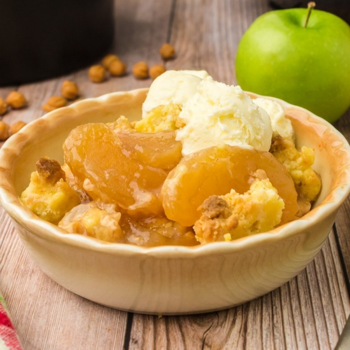 Easy Air Fryer Caramel Apple Pie Filling Dump Cake Recipe